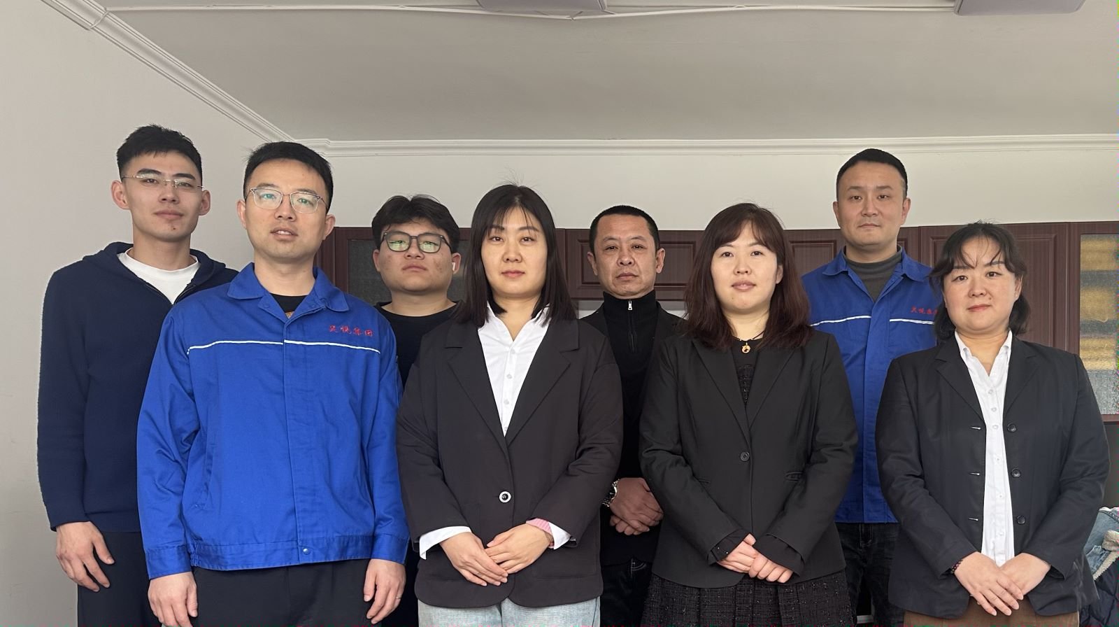 先進集體 建材市場