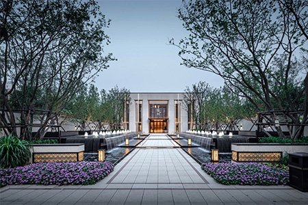 高端住宅-金茂府、保利里院里、東山郡、龍湖滟瀾海岸等